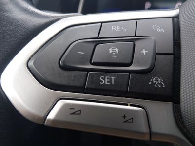 2024 Volkswagen Jetta - Photo 12