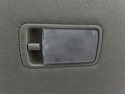 2012 Nissan Versa — photo 16 view
