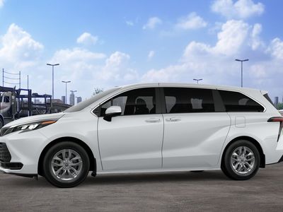 2026 Toyota Sienna - Photo 3