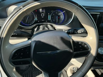 2019 Chrysler Pacifica - Photo 13
