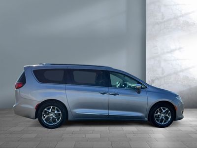 2019 Chrysler Pacifica - Photo 7