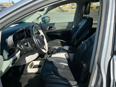 2019 Chrysler Pacifica - Photo 9