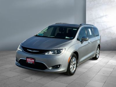 2019 Chrysler Pacifica - Photo 2