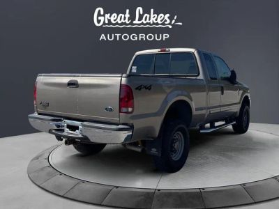 2002 Ford F-350SD — detail view