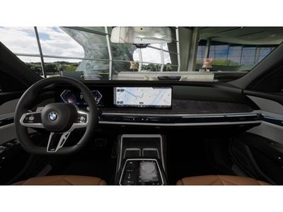 2026 BMW 7 Series — photo 10 view