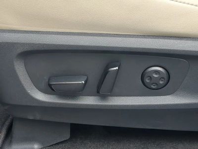 2025 INFINITI QX60 — photo 22 view