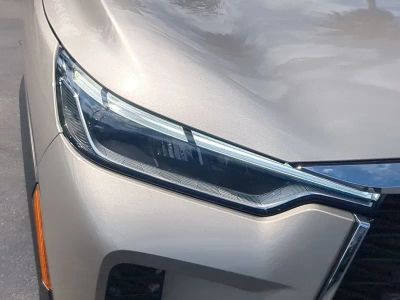 2025 INFINITI QX60 — photo 10 view