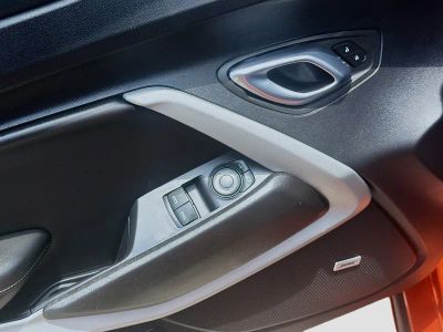 2023 Chevrolet Camaro — photo 17 view