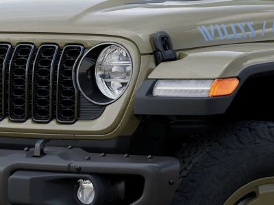2026 Jeep Wrangler — photo 10 view