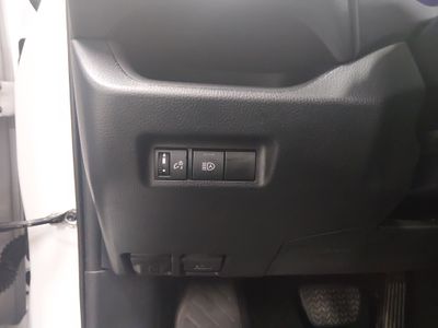 2024 Toyota RAV4 - Photo 13
