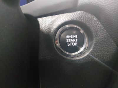 2024 Toyota RAV4 - Photo 17
