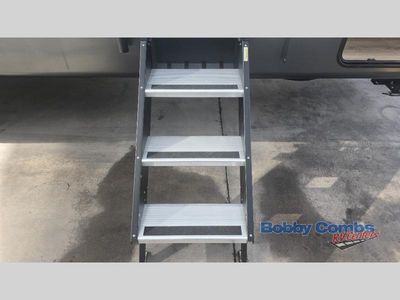 2026 Forest River RV Rockwood Ultra Lite - Photo 9