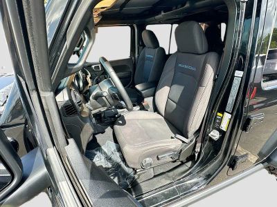 2022 Jeep Wrangler — photo 21 view
