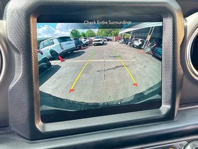 2022 Jeep Wrangler — photo 14 view