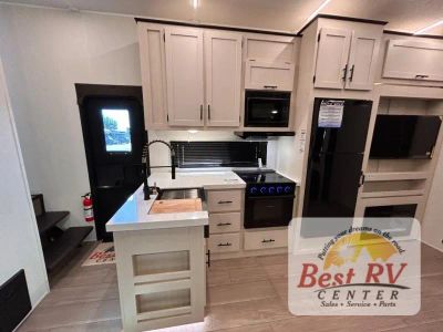 2026 Forest River RV Cherokee Arctic Wolf - Photo 24