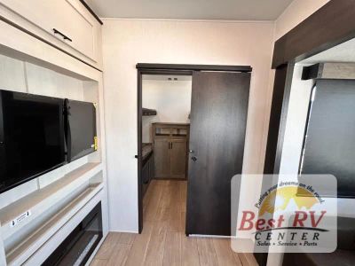 2026 Forest River RV Cherokee Arctic Wolf - Photo 81