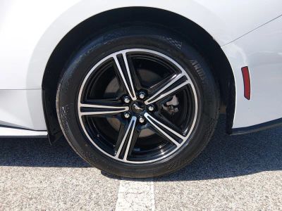 2024 Ford Mustang - Photo 10