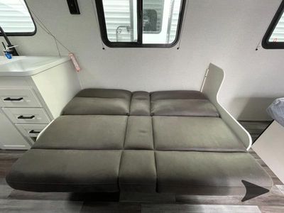 2026 Jayco Jay Flight SLX — photo 14 view