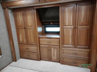 2014 Itasca Ellipse — photo 43 view