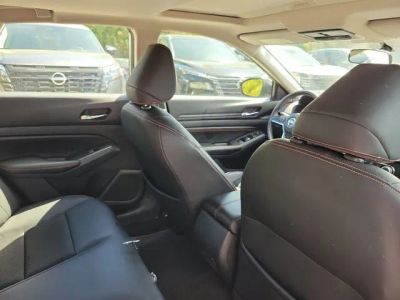 2019 Nissan Altima — photo 28 view