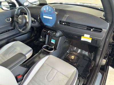2026 MINI Convertible - Photo 11