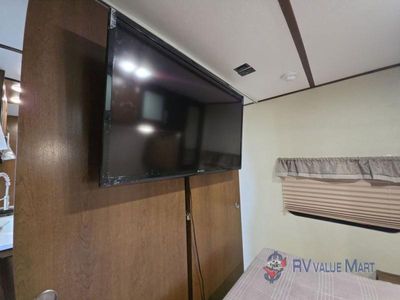 2019 Prime Time RV Avenger - Photo 23