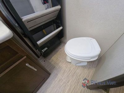 2019 Prime Time RV Avenger - Photo 25