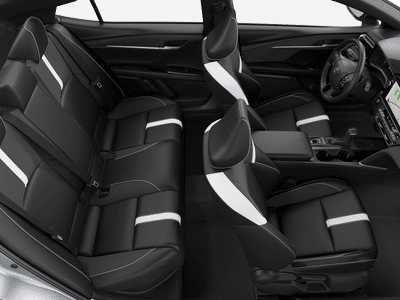 2026 Toyota Camry - Photo 22