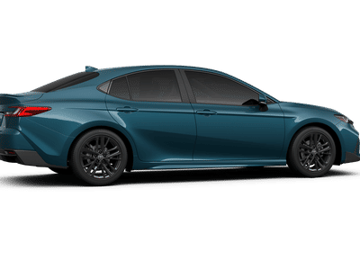 2026 Toyota Camry - Photo 13