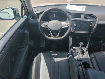 2022 Volkswagen Tiguan — photo 17 view