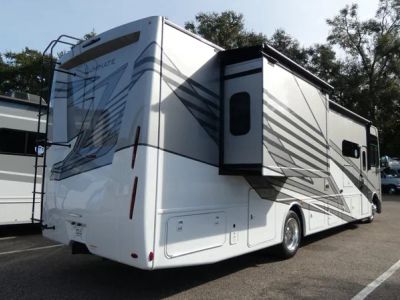 2026 Thor Motor Coach Luminate - Photo 4