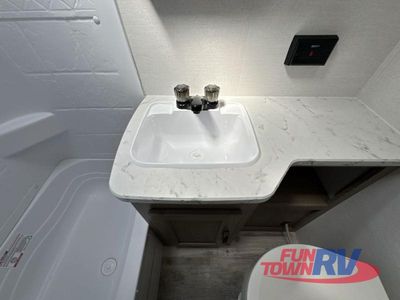 2026 Gulf Stream RV Yellowstone Classic - Photo 29