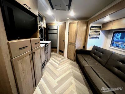 2023 Ember RV Overland - Photo 5