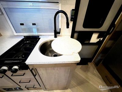 2023 Ember RV Overland - Photo 8
