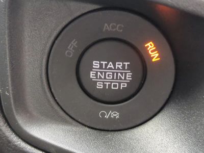 2026 Jeep Wrangler — photo 30 view