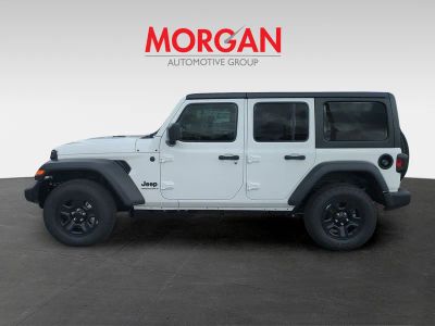 2026 Jeep Wrangler — photo 8 view
