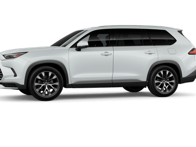 2026 Toyota Grand Highlander Hybrid - Photo 3