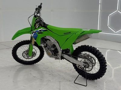 2026 Kawasaki KX450 - Photo 8