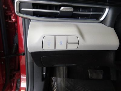 2024 Hyundai Elantra — photo 13 view