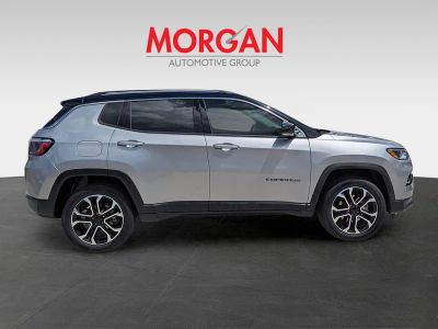 2022 Jeep Compass — photo 9 view