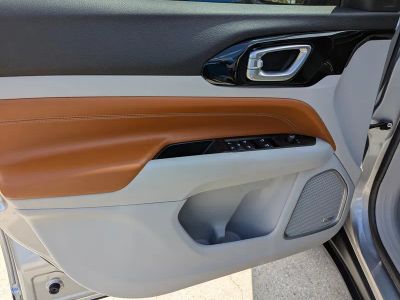 2022 Jeep Compass — photo 17 view