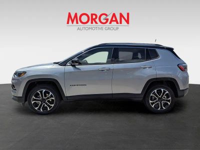 2022 Jeep Compass — detail view