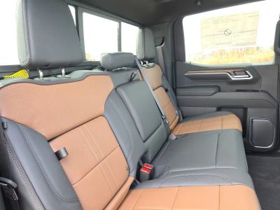 2026 Chevrolet Silverado 1500 — photo 13 view