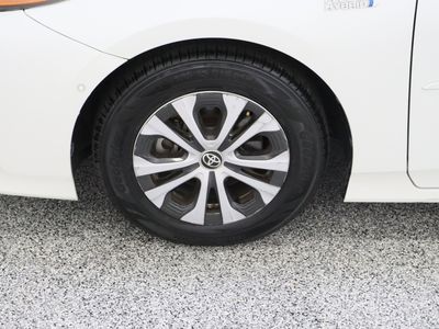2020 Toyota Prius Prime FWD — photo 11 view