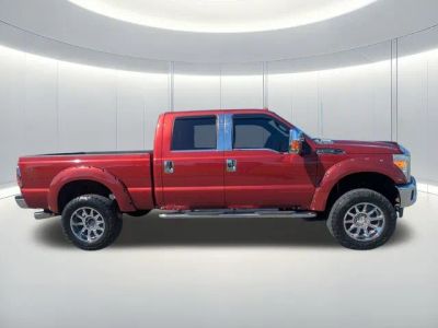2016 Ford F-250SD — engine compartment view