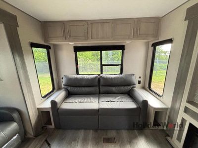 2023 Coachmen Catalina Legacy - Photo 9