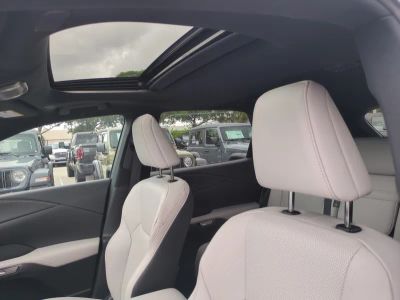 2024 Lexus RX — photo 22 view