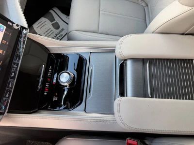 2026 Jeep Grand Wagoneer — photo 25 view