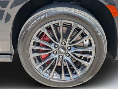 2024 Cadillac Escalade ESV — photo 9 view