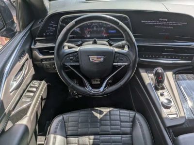 2024 Cadillac Escalade ESV — photo 12 view